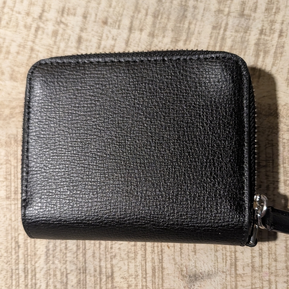 Karl Lagerfeld Paris Jacqueline Leather Wallet Black w/ Raised Block Lettering - Picture 7 of 12